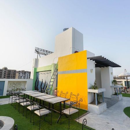 Hotel Sahibs Lighthouse - Swimming Pool Agra  Extérieur photo